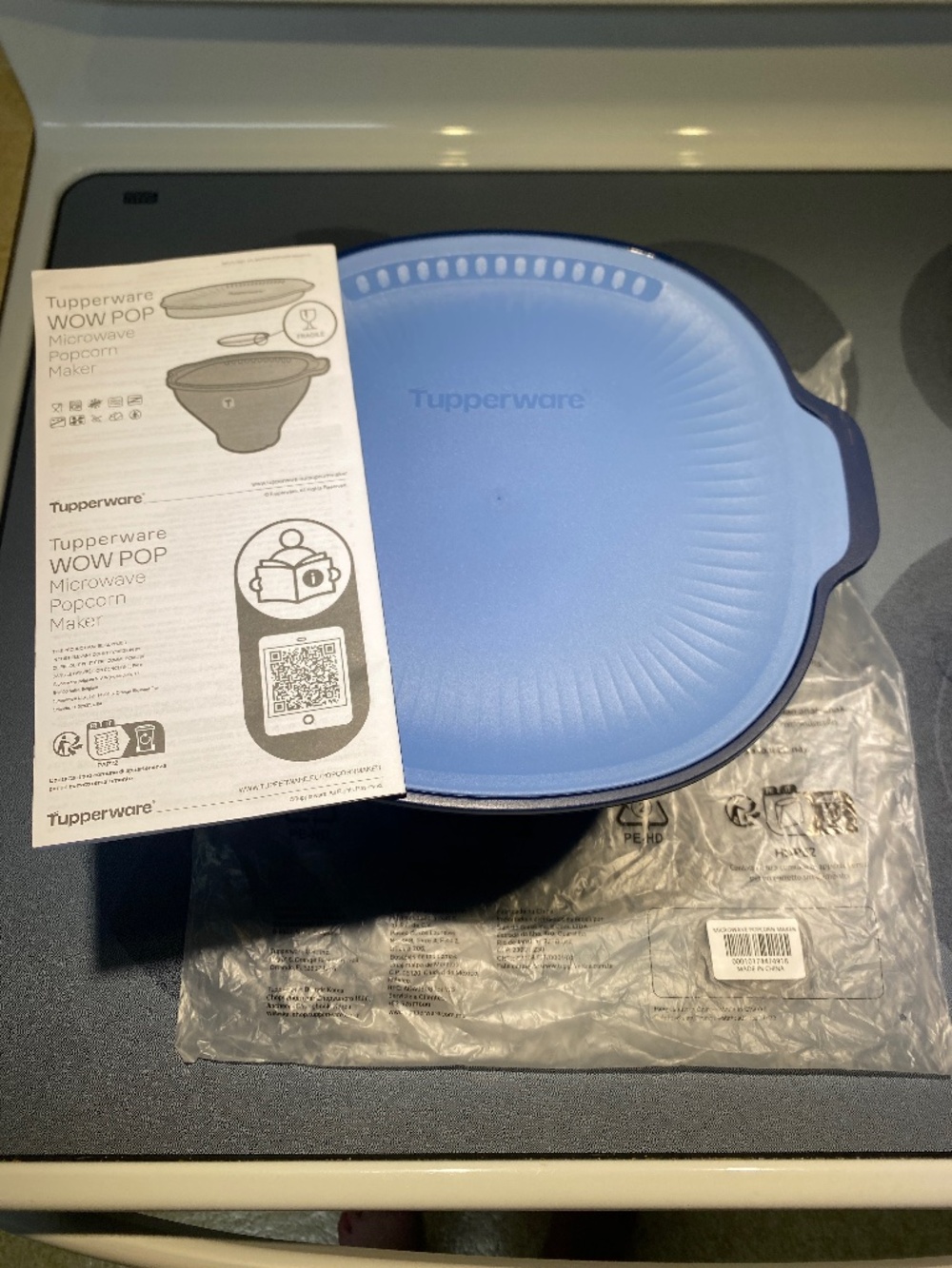 Tupperware microwave popcorn maker